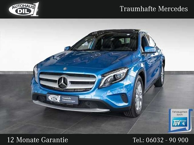 Mercedes-Benz GLA 180 * RFK * Panorama-Schiebedach *