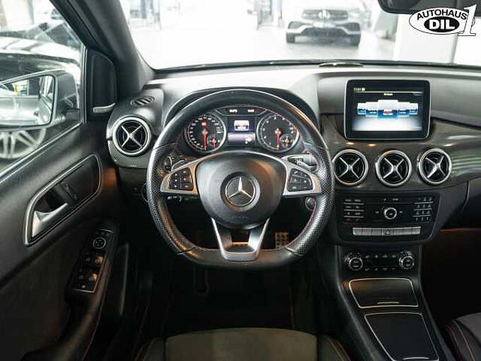 Mercedes-Benz B 220 AMG Line 4Matic *Distr+*PANO*LED*AHK*