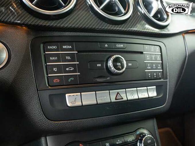 Mercedes-Benz B 220 AMG Line 4Matic *Distr+*PANO*LED*AHK*