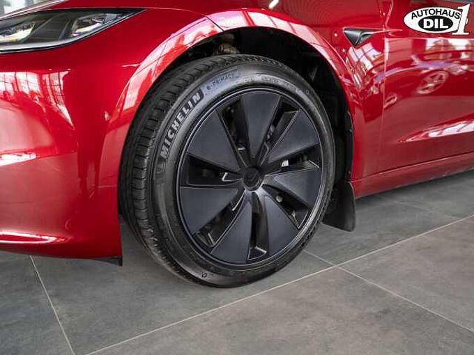Tesla Model 3 Highland