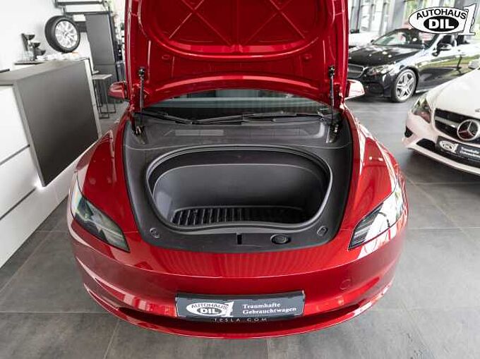 Tesla Model 3 Highland