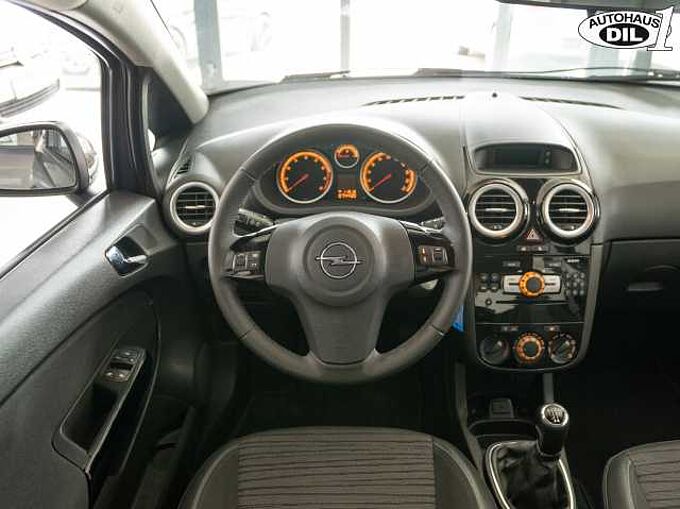 Opel Corsa 5-Türer 1.4 16V Selection
