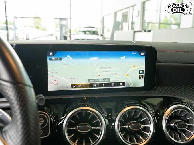 Mercedes-Benz CLA 200 SB 7G-DCT *AMG*R-KAMERA*AMBIENTE*LED*