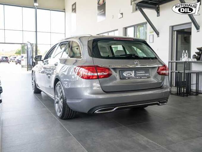 Mercedes-Benz C 250 T D Avantgarde 4M *RFK*PANO*AHK*DIST+*