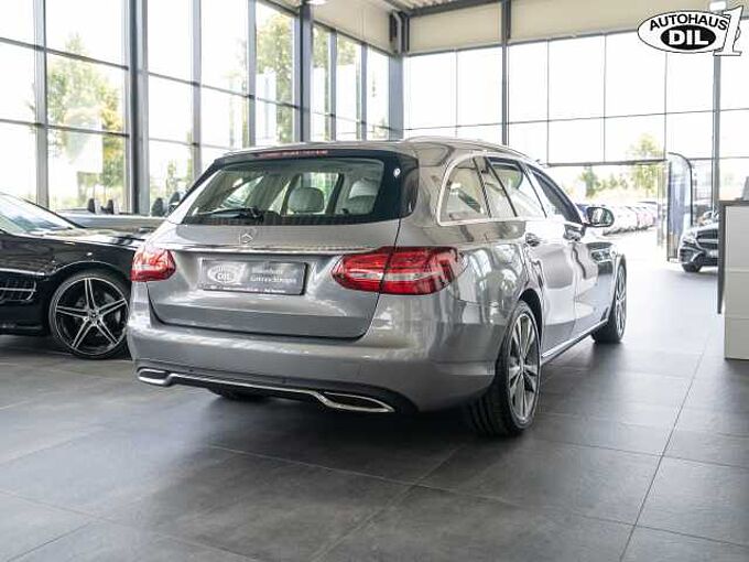 Mercedes-Benz C 250 T D Avantgarde 4M *RFK*PANO*AHK*DIST+*