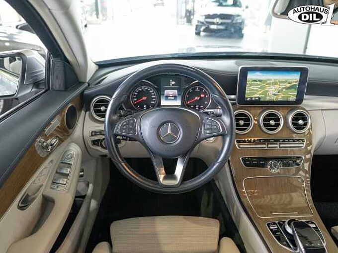 Mercedes-Benz C 250 T D Avantgarde 4M *RFK*PANO*AHK*DIST+*