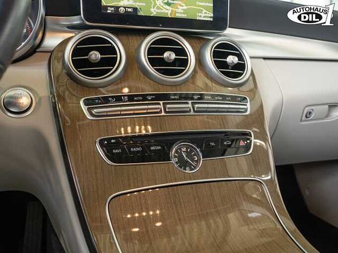 Mercedes-Benz C 250 T D Avantgarde 4M *RFK*PANO*AHK*DIST+*