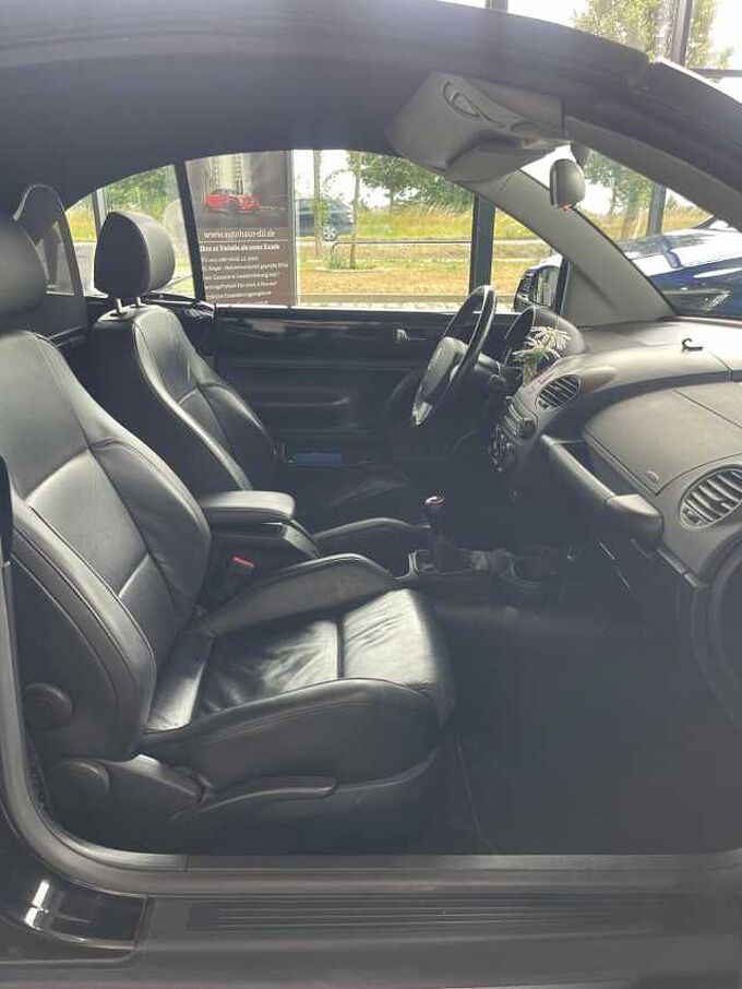 Volkswagen New Beetle Cabriolet 1.6 Freestyle