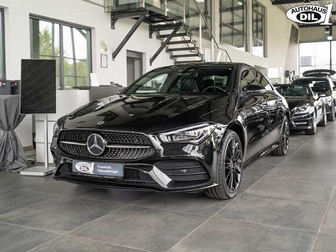 Mercedes-Benz CLA 250 e AMG Line *RFK*PANO*SPUR*1.HD*