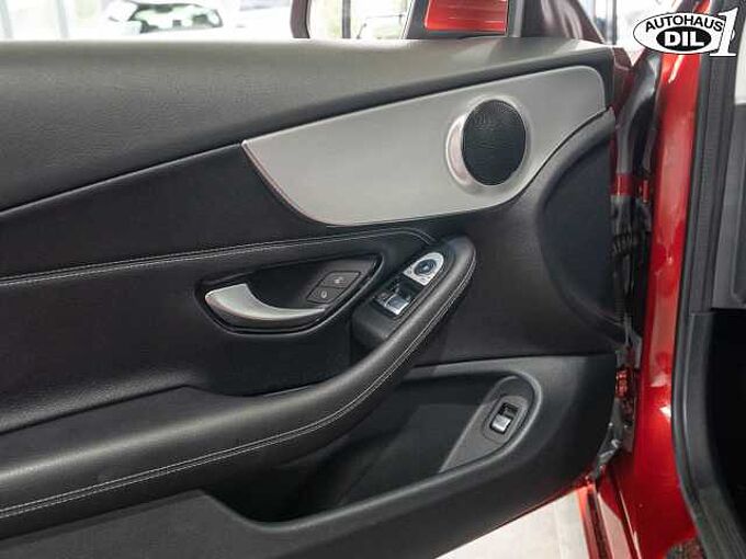 Mercedes-Benz C 200 *KEYLESS*AMBIENTE*PANO*
