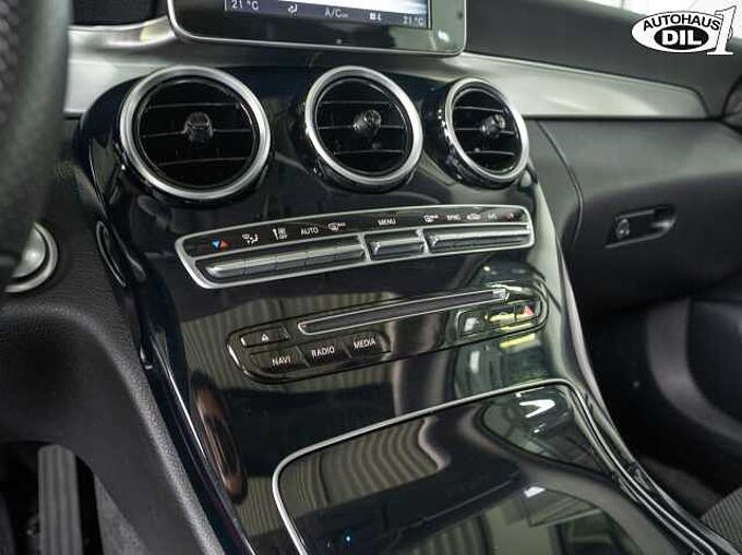 Mercedes-Benz C 200 *KEYLESS*AMBIENTE*PANO*