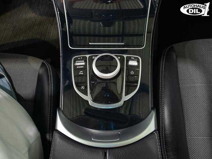 Mercedes-Benz C 200 *KEYLESS*AMBIENTE*PANO*