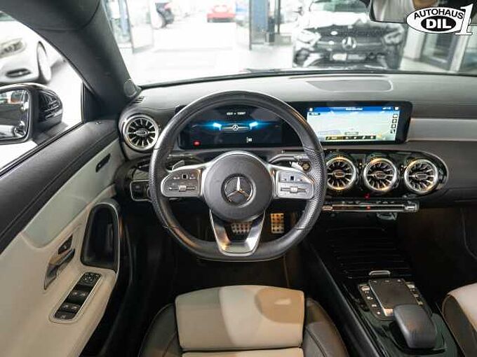 Mercedes-Benz CLA 220 d AMG Line *AMBIENTE*NIGHT*SPUR*