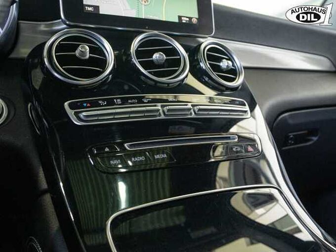 Mercedes-Benz GLC 250 AMG Line 4Matic *Distr+*Pano*R-KAMERA*