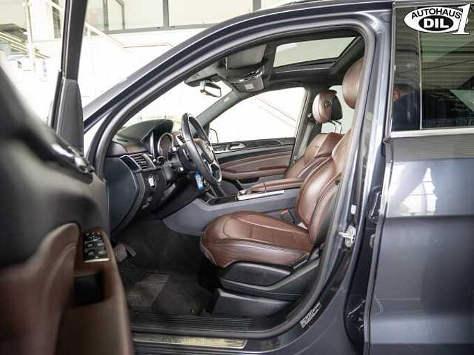 Mercedes-Benz ML 350 CDI 4Matic *360*PANO*DISTR+*1.Hd. *