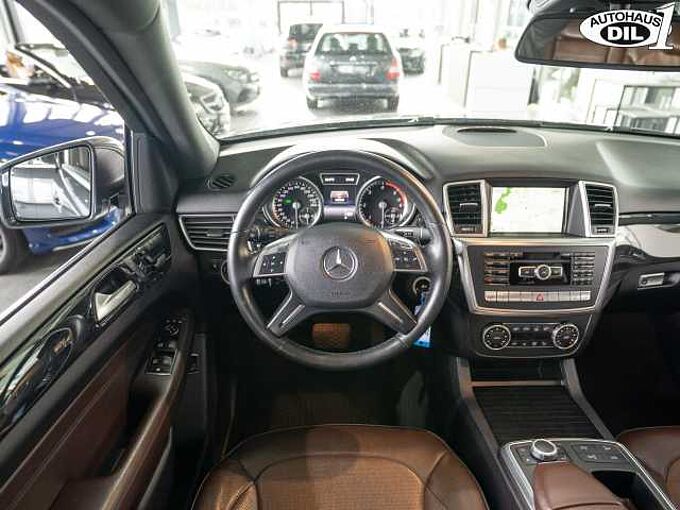 Mercedes-Benz ML 350 CDI 4Matic *360*PANO*DISTR+*1.Hd. *