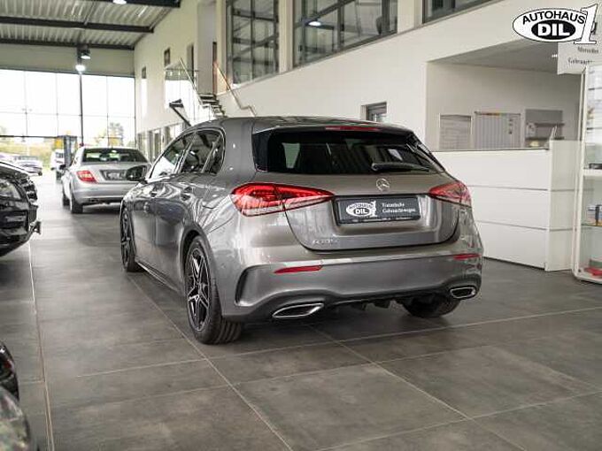 Mercedes-Benz A 180 7G-DCT AMG Line *Totwinkel*Park*Spur*Night*