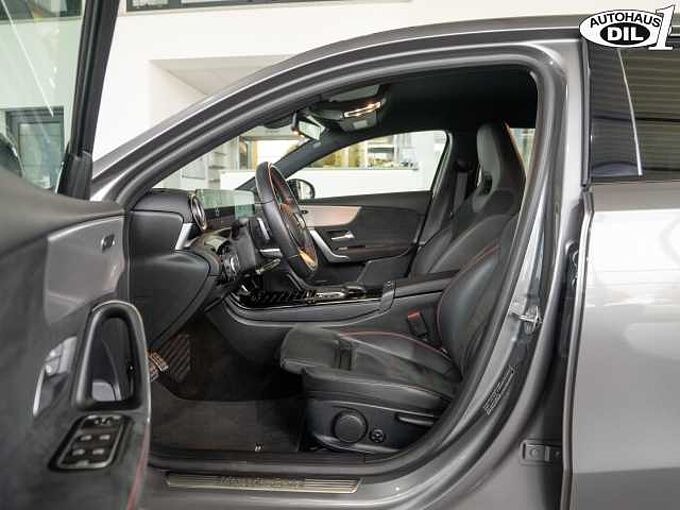 Mercedes-Benz A 180 7G-DCT AMG Line *Totwinkel*Park*Spur*Night*