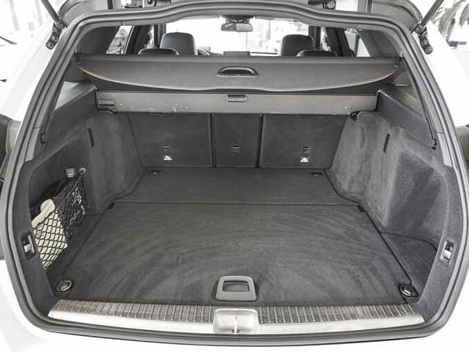 Mercedes-Benz C 180 T AMG Line *AMG-Styling*