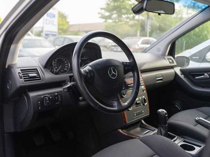 Mercedes-Benz A 200 *Sitzheizung*Anhängerkupplung*