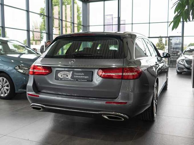 Mercedes-Benz E 250 T 9G-TRONIC *MwSt*RFK*Ambiente*