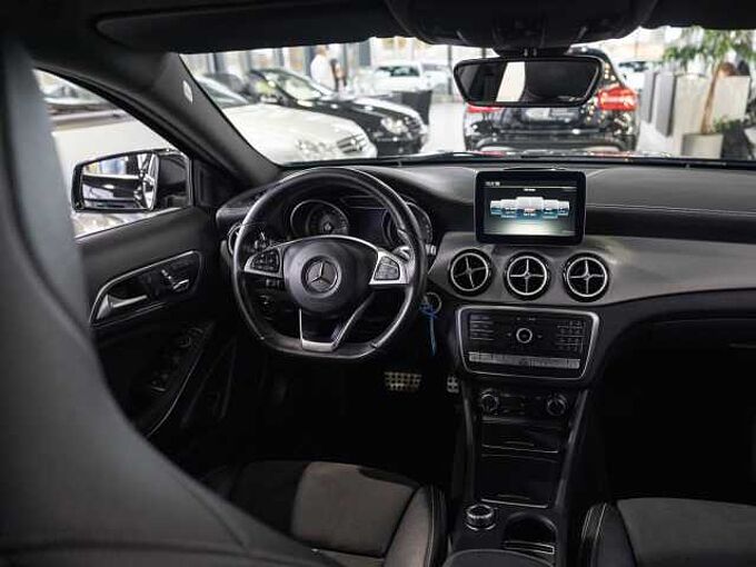 Mercedes-Benz GLA 220 d 4Matic AMG Line *1.Hand*MwSt*SHZ*