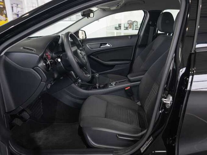 Mercedes-Benz A 160 *1.Hand*MwSt*Scheckheft*SHZ*
