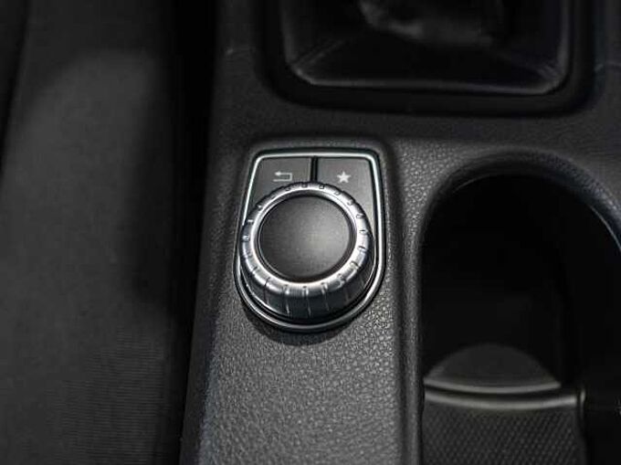 Mercedes-Benz A 160 *1.Hand*MwSt*Scheckheft*SHZ*