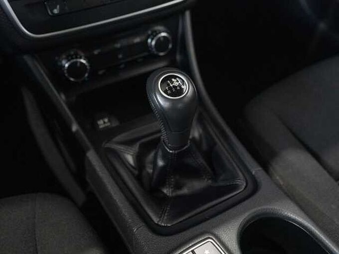 Mercedes-Benz A 160 *1.Hand*MwSt*Scheckheft*SHZ*
