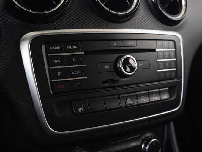 Mercedes-Benz A 160 *1.Hand*MwSt*Scheckheft*SHZ*