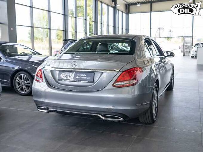 Mercedes-Benz C 220d *1.Hand*SHZ*AHK*PDC*