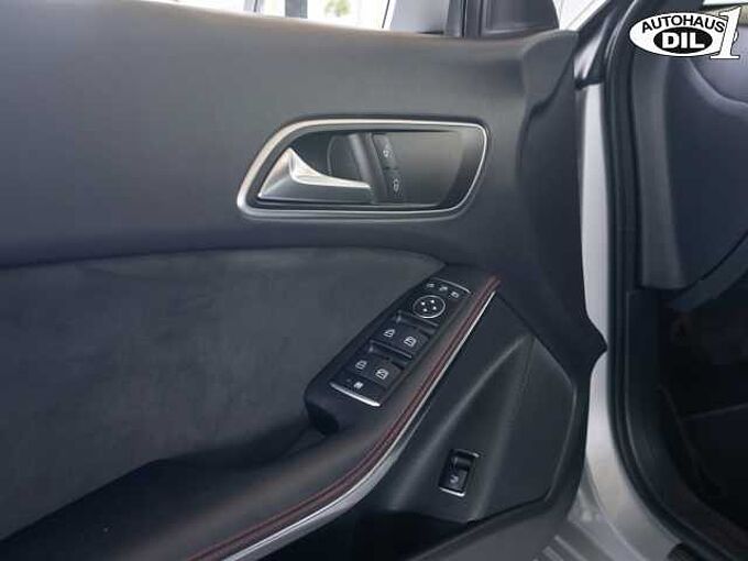 Mercedes-Benz CLA 180d *Distronic*AMG-Line*ILS*