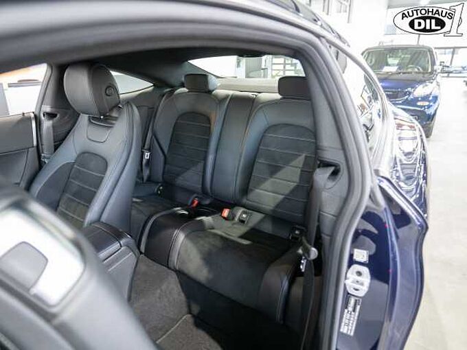 Mercedes-Benz C 180 Coupe *AMG Line*Park-Paket*LED*