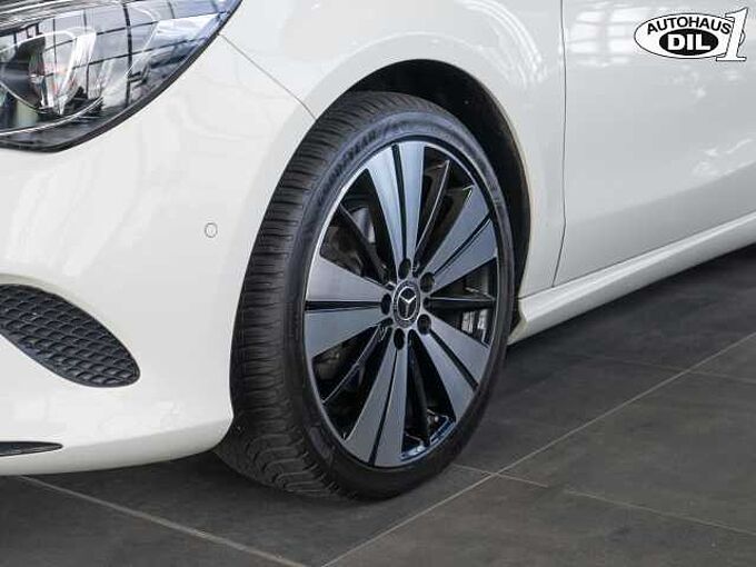 Mercedes-Benz CLA 220 d 4Matic SB *Pano*LED*SHZ*Keyless*