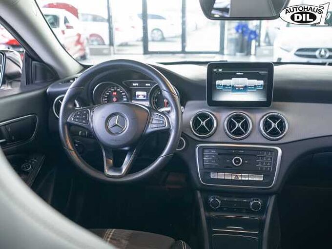 Mercedes-Benz CLA 220 d 4Matic SB *Pano*LED*SHZ*Keyless*