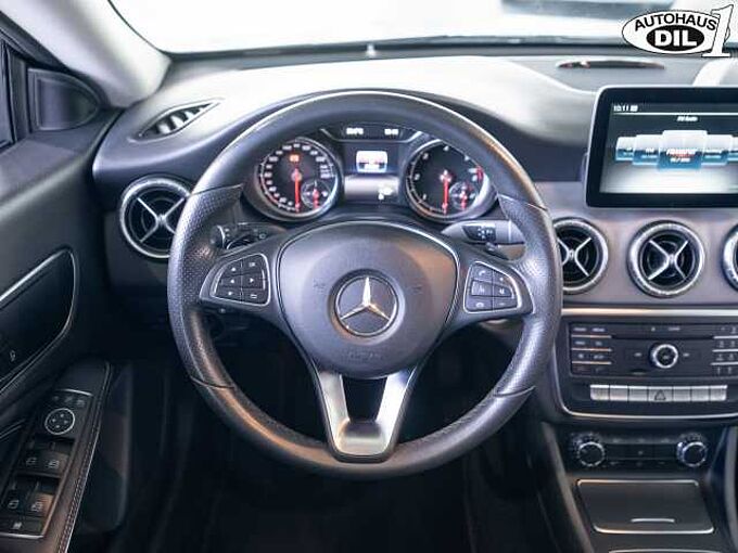 Mercedes-Benz CLA 220 d 4Matic SB *Pano*LED*SHZ*Keyless*