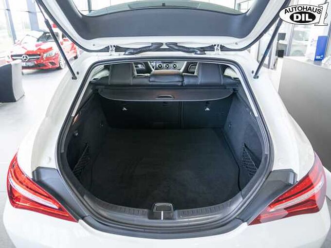 Mercedes-Benz CLA 220 d 4Matic SB *Pano*LED*SHZ*Keyless*