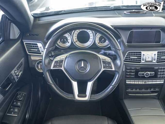 Mercedes-Benz E 250 Cabrio *AMG*SHZ+Kühl. *Totw. *Spur*Memory*