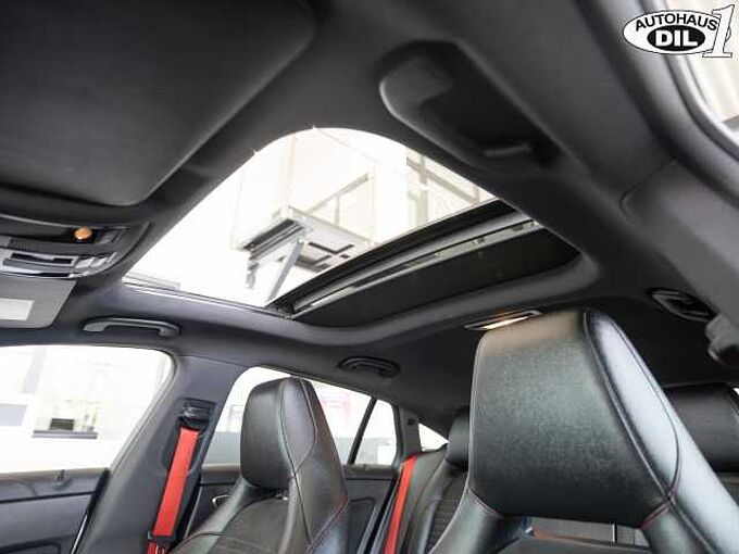 Mercedes-Benz AMG CLA 45 4Matic SB *Panorama*R-Kamera*