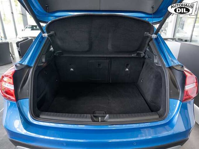 Mercedes-Benz GLA 180 * RFK * Panorama-Schiebedach *