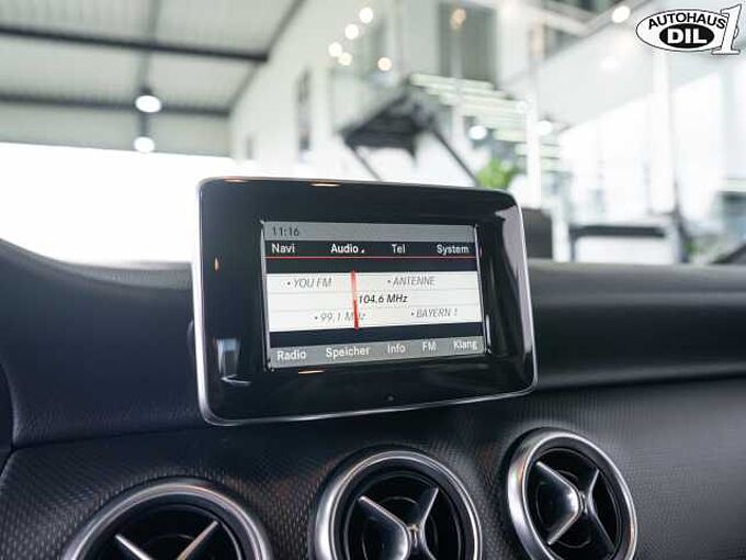 Mercedes-Benz A 180 *Navi*PDC*Klima*Park-Assist*