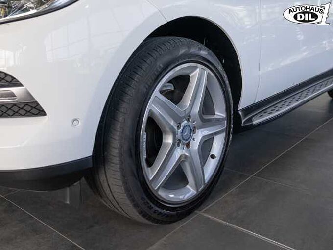 Mercedes-Benz ML 350 * 4MATIC * V6 * GSD * COMAND*