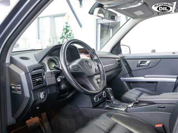 Mercedes-Benz GLK 220 CDI DPF 4Matic *COMAND*LEDER*XENON*