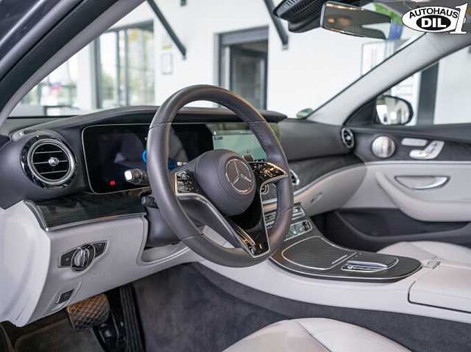 Mercedes-Benz E 300 e 9G-TRONIC *WIDESCREEN*360-KAM*LED*
