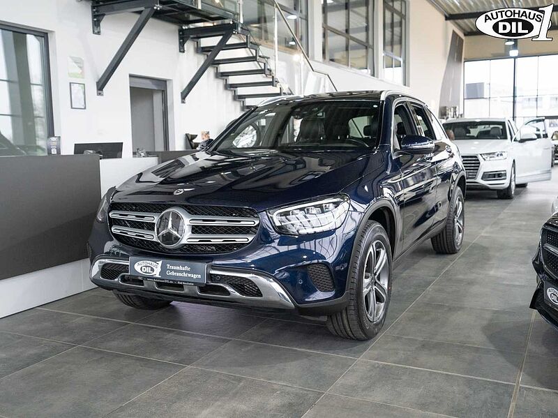 Mercedes-Benz GLC 220 d 4 Matic *NIGHT*AMG Inter. *RFK*PANO