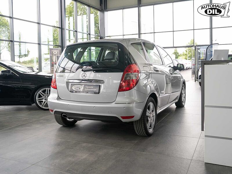 Mercedes-Benz A 180  Avantgarde *COMAND*LAMELLENDACH*