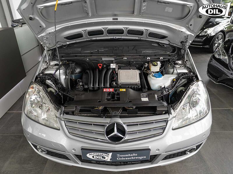 Mercedes-Benz A 180  Avantgarde *COMAND*LAMELLENDACH*