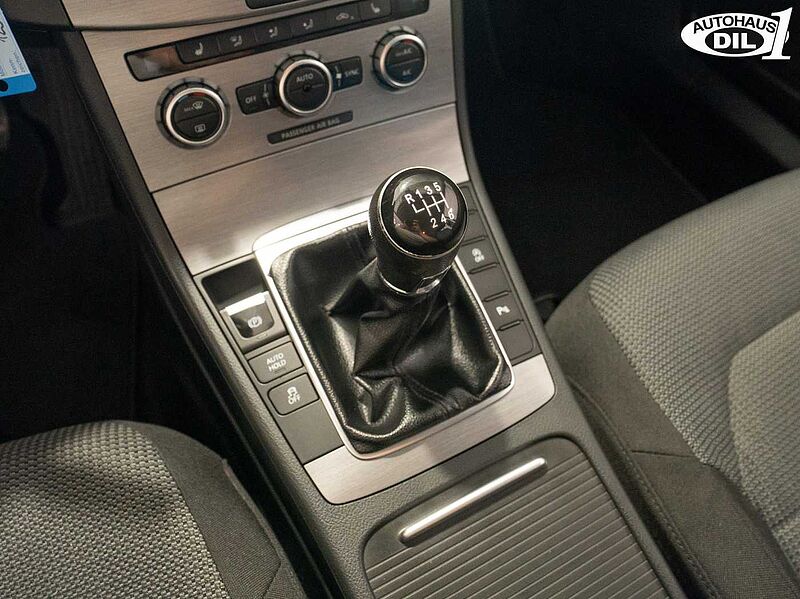Volkswagen Passat Variant V 2.0 TDI  Comfortline *SHZ*AHK*