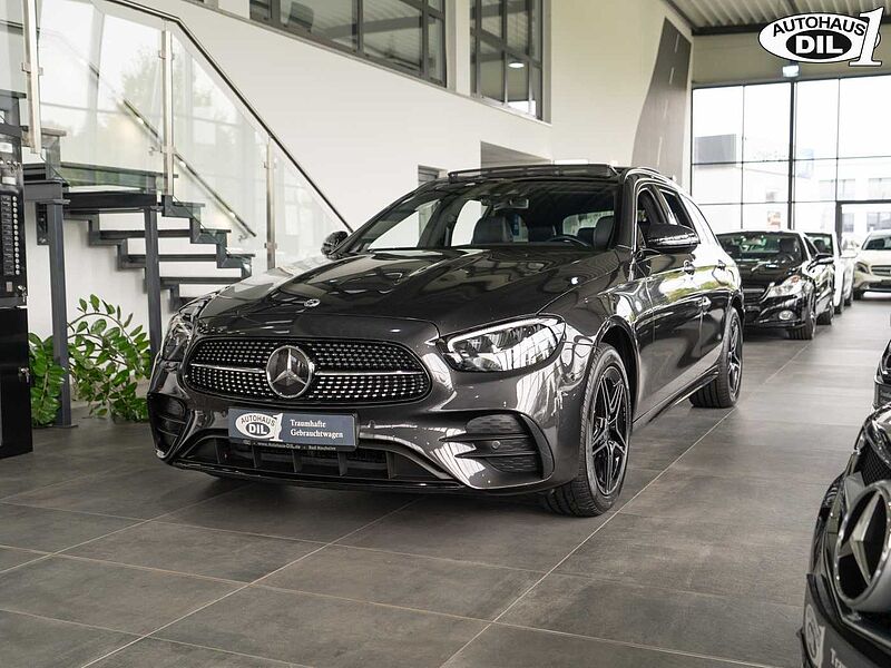 Mercedes-Benz E 300 de T 4Matic *AMG*PANO*AHK*DISTR. +*KEYLESS*
