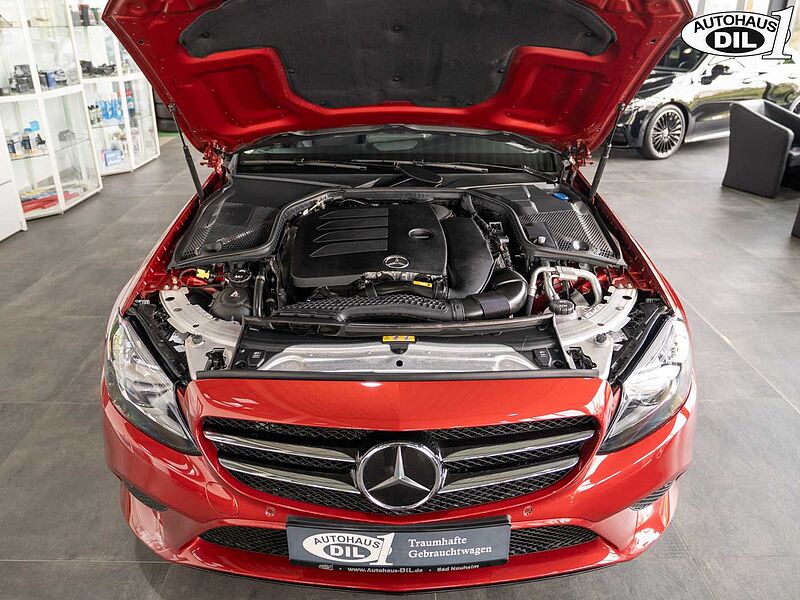 Mercedes-Benz C 200 T 4Matic 9G-Tronic *AHK*RFK*DISTR. +*NIGHT*